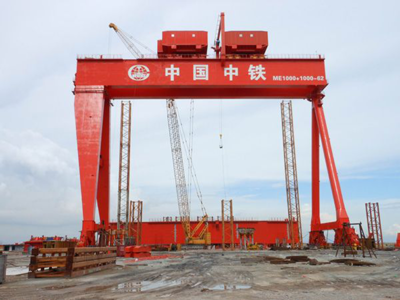 2000T Wheel-rail Gantry Crane
