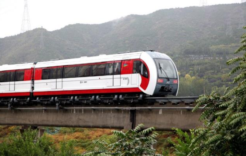 中低速磁浮鋼鋁複合接觸軌供電係統